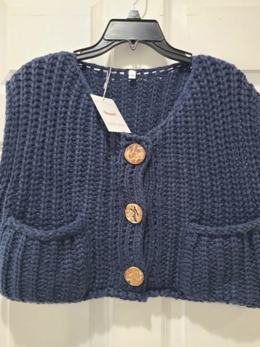 NWT Chunky Knit Navy blue gold  Button-Front Women's Sweater Vest Small